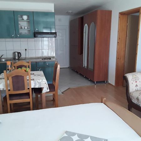 Zaton Apartmani M. Ilesh Εξωτερικό φωτογραφία
