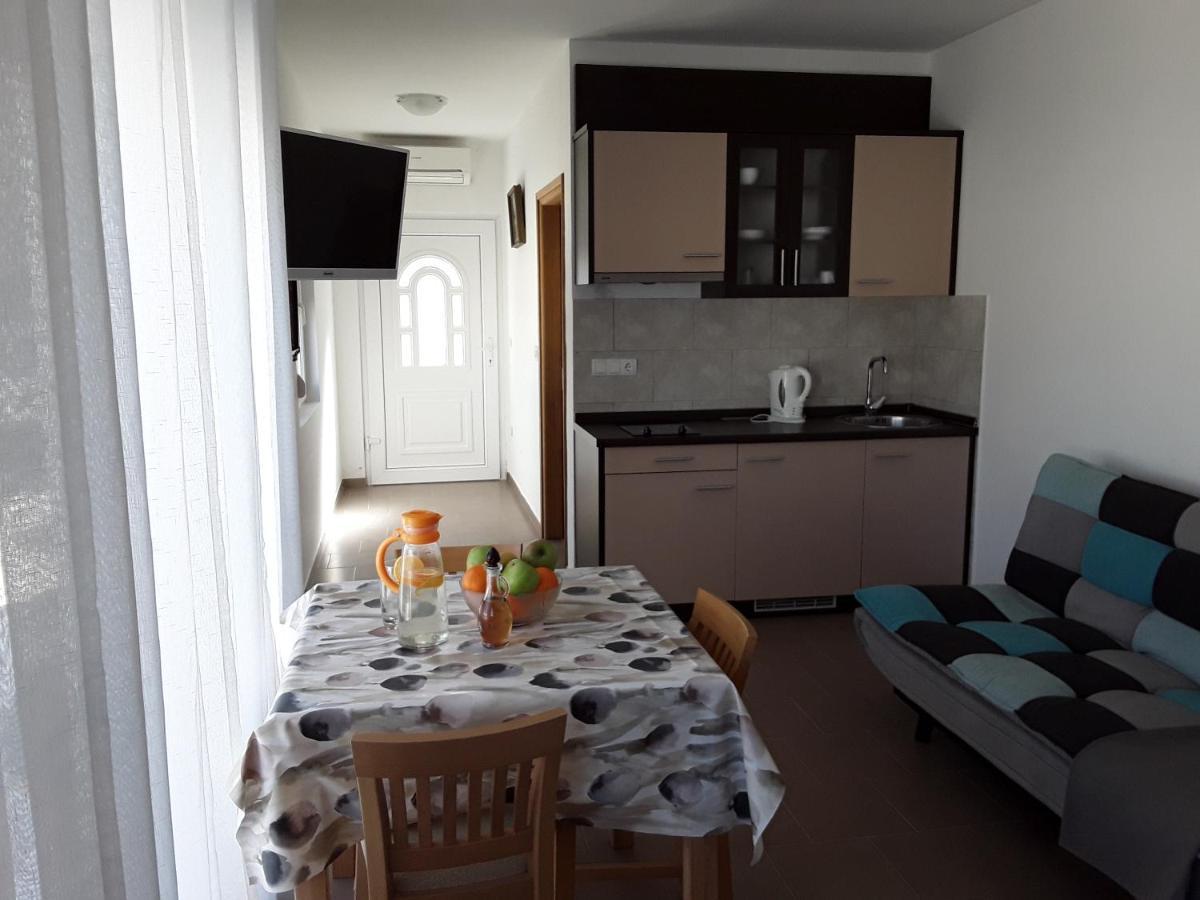 Zaton Apartmani M. Ilesh Εξωτερικό φωτογραφία