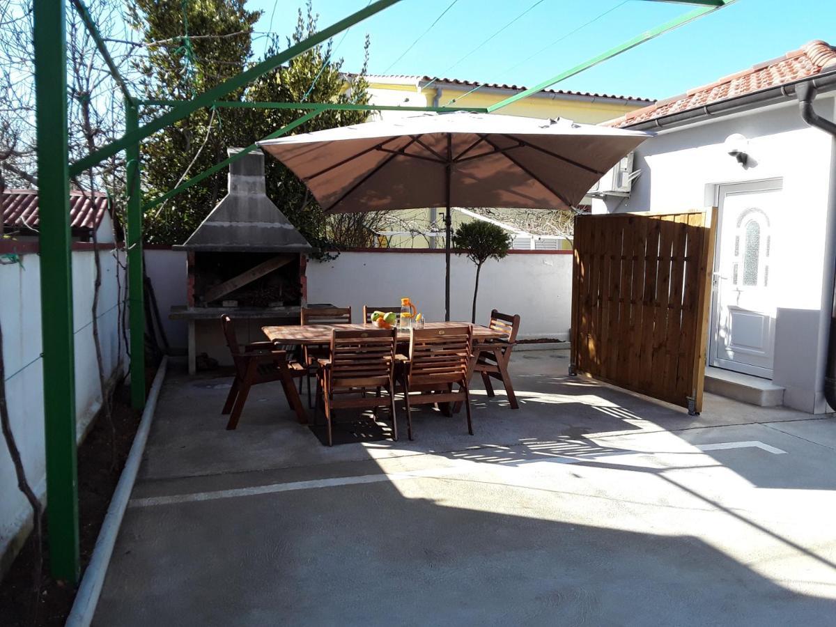 Zaton Apartmani M. Ilesh Εξωτερικό φωτογραφία