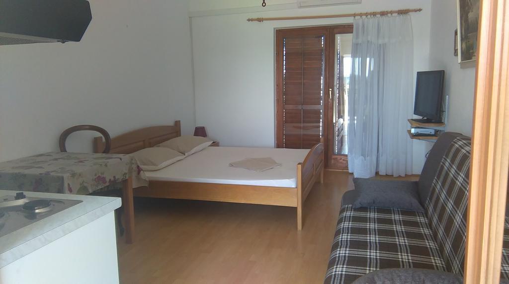 Zaton Apartmani M. Ilesh Εξωτερικό φωτογραφία